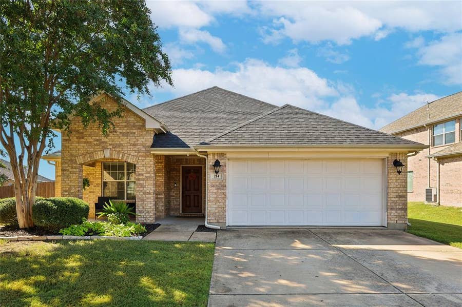 Property photo for 214 Lawson Farms Drive, Midlothian, TX