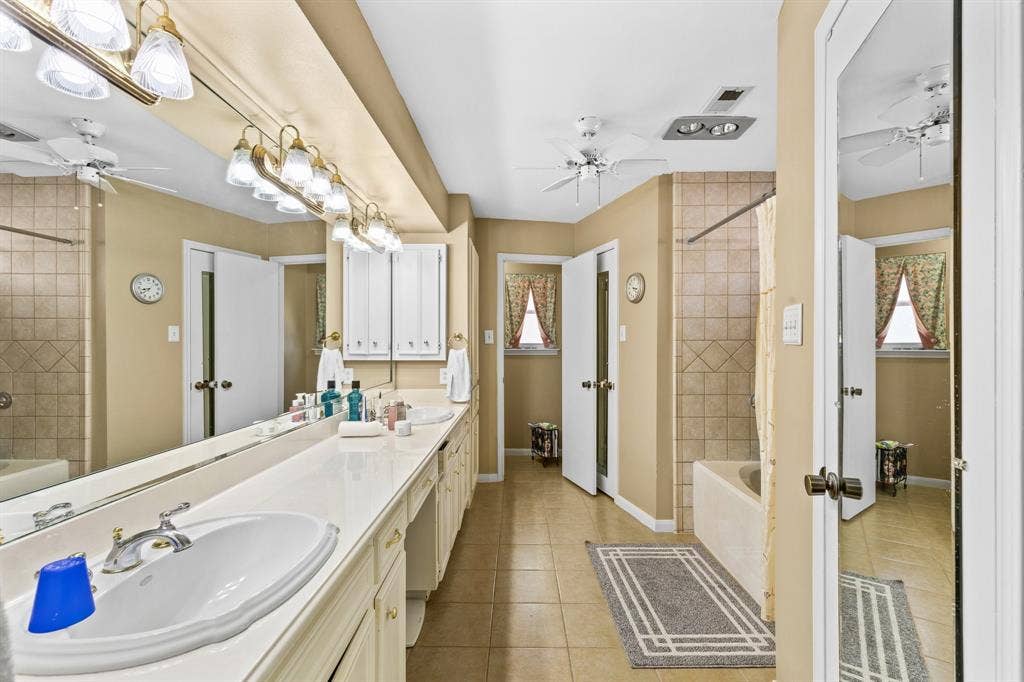 5602 Fountainbridge Ln, Houston, TX 77069 5602 Fountainbridge Ln, Houston, TX 77069