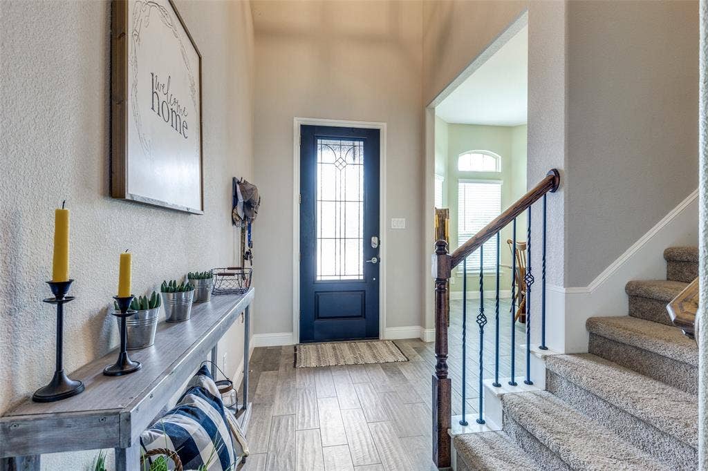 672 Harris Ridge Drive, Arlington, TX 76002