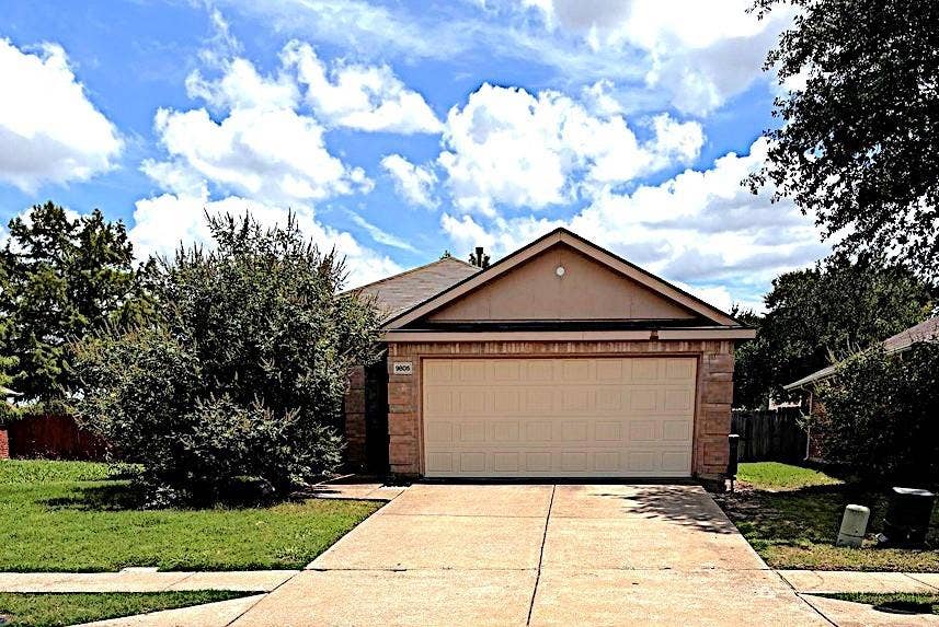 Property photo for 9805 Nixon Drive, McKinney, TX