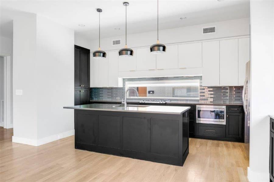 Property photo for 3706 W Beverly Drive, Dallas, TX
