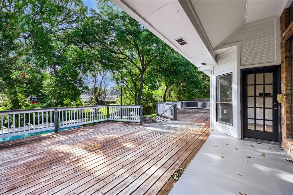 624 Bent Creek Drive, DeSoto, TX 75115 624 Bent Creek Drive, DeSoto, TX 75115