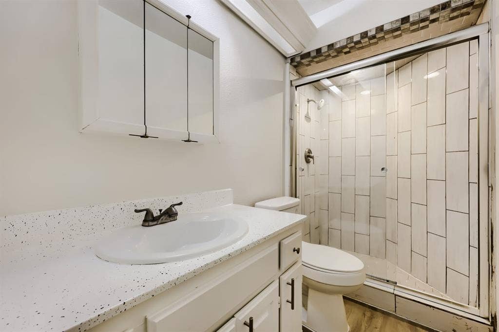 624 Bent Creek Drive, DeSoto, TX 75115 624 Bent Creek Drive, DeSoto, TX 75115