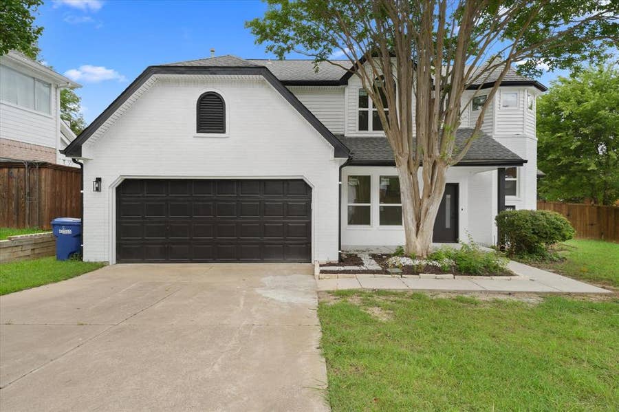 Property photo for 1404 Meadowbrook Drive, McKinney, TX