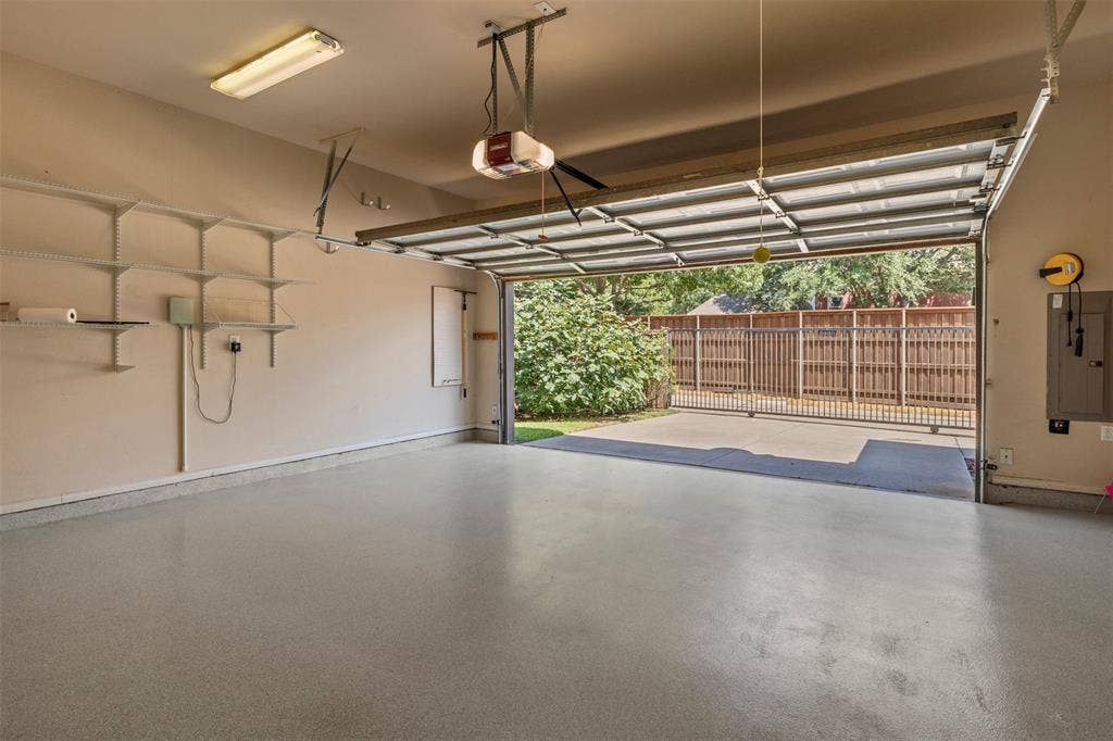 5812 Kingsbrook Drive, Plano, TX 75093 Epoxy floor, two storage closets.