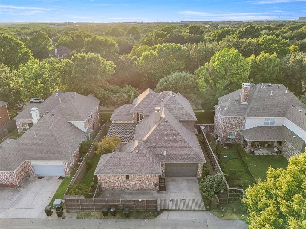5812 Kingsbrook Drive, Plano, TX 75093 5812 Kingsbrook Drive, Plano, TX 75093