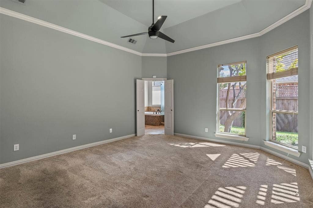 5812 Kingsbrook Drive, Plano, TX 75093 Lots of natural light.