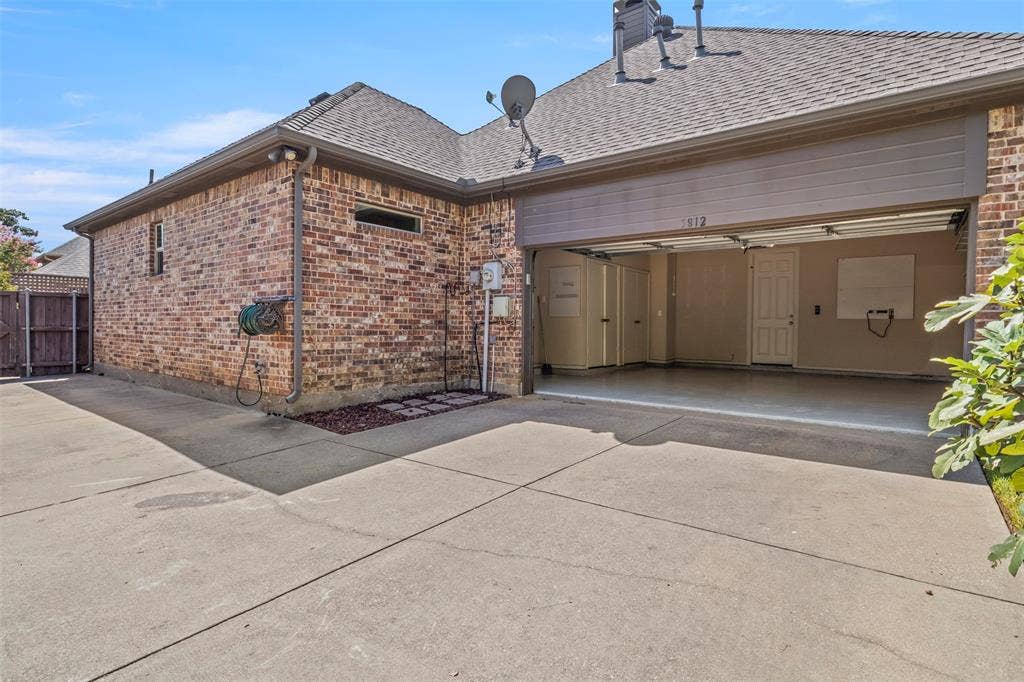 5812 Kingsbrook Drive, Plano, TX 75093 Extra parking pad.
