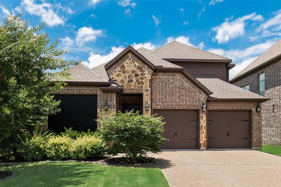 Property photo for 320 Hogue Lane, Wylie, TX