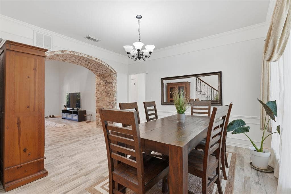 2900 Roper Drive, Plano, TX 75025