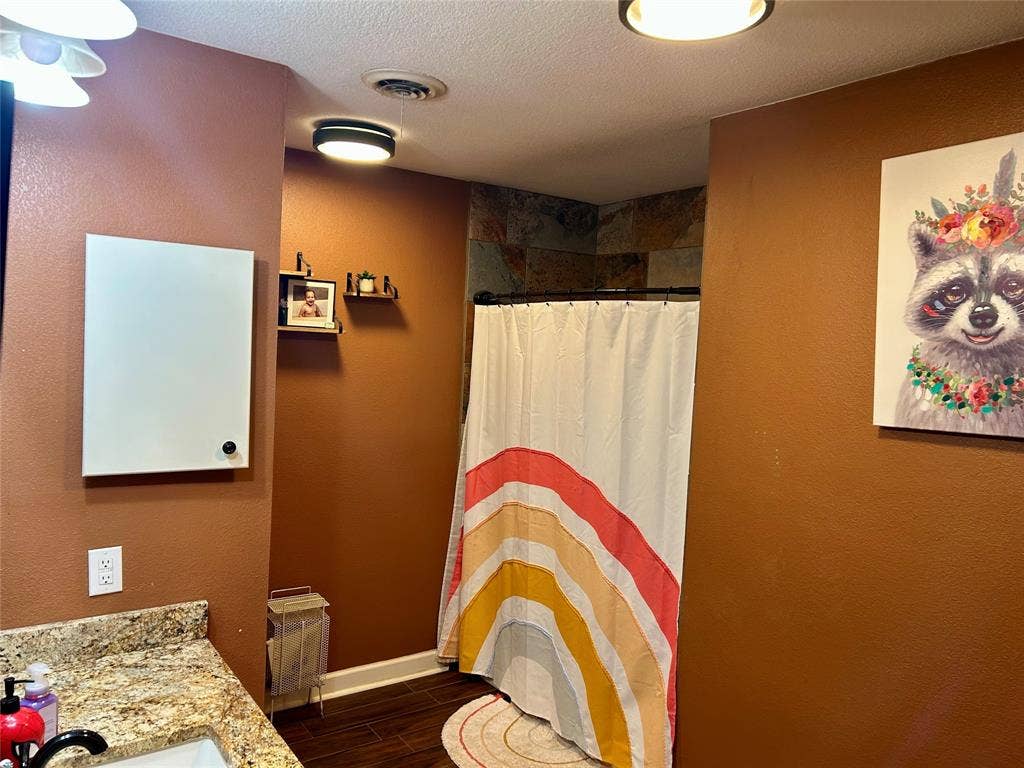 285 N Avenue B, Crawford, TX 76638 285 N Avenue B, Crawford, TX 76638