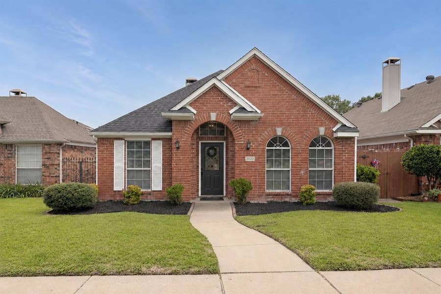 Property photo for 3020 Ridge Hollow Drive, Plano, TX