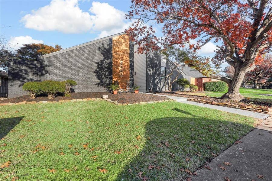 Property photo for 6443 Redpine Road, Dallas, TX