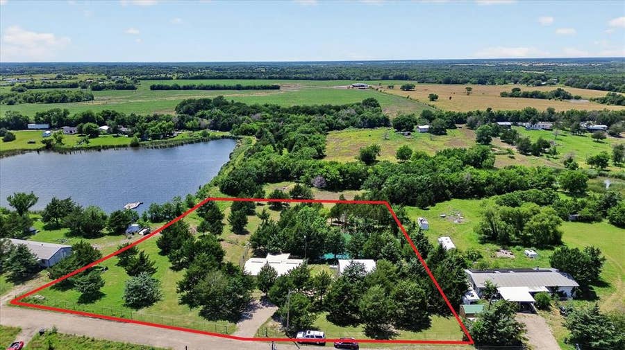 Property photo for 8088 Telegraph Road, Quinlan, TX