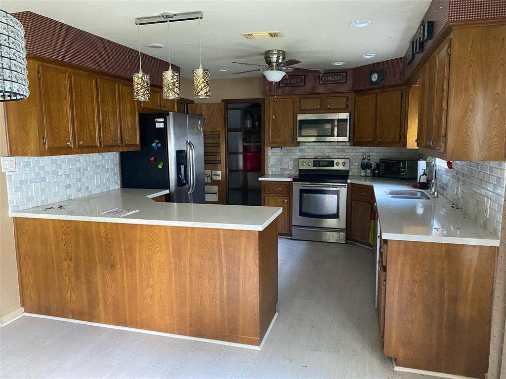 461 Imperial Circle, Coldspring, TX 77331 461 Imperial Circle, Coldspring, TX 77331