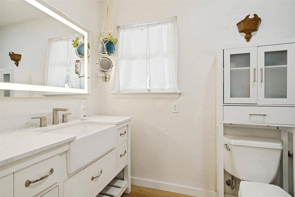 709 Charles Street, Weatherford, TX 76086 709 Charles Street, Weatherford, TX 76086
