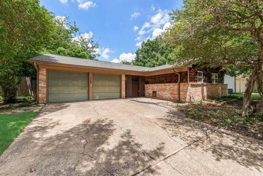 Property photo for 716 Gaylewood Drive, Richardson, TX