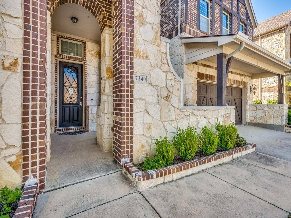 7340 Beranger Drive, Irving, TX 75063 7340 Beranger Drive, Irving, TX 75063