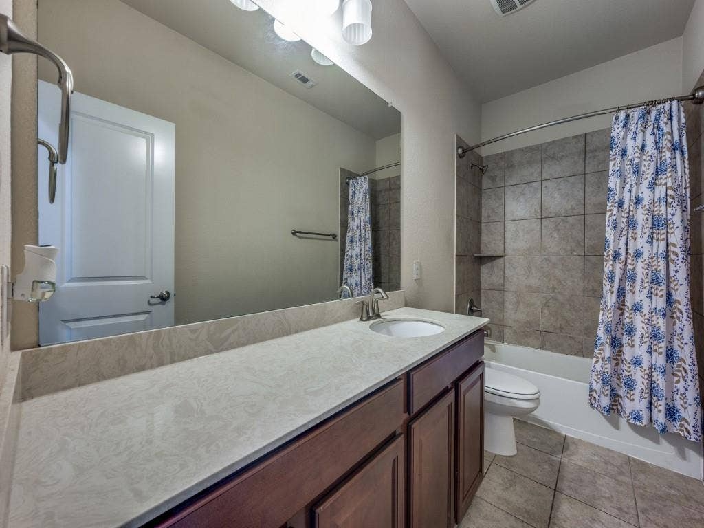 7340 Beranger Drive, Irving, TX 75063 7340 Beranger Drive, Irving, TX 75063