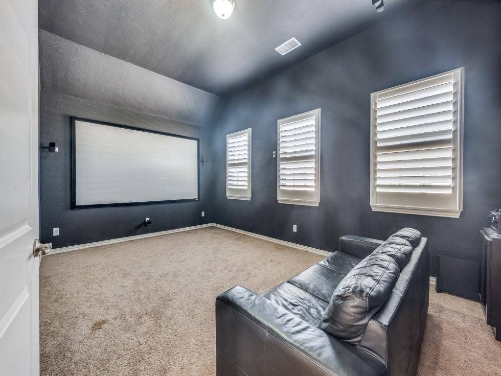 7340 Beranger Drive, Irving, TX 75063 7340 Beranger Drive, Irving, TX 75063
