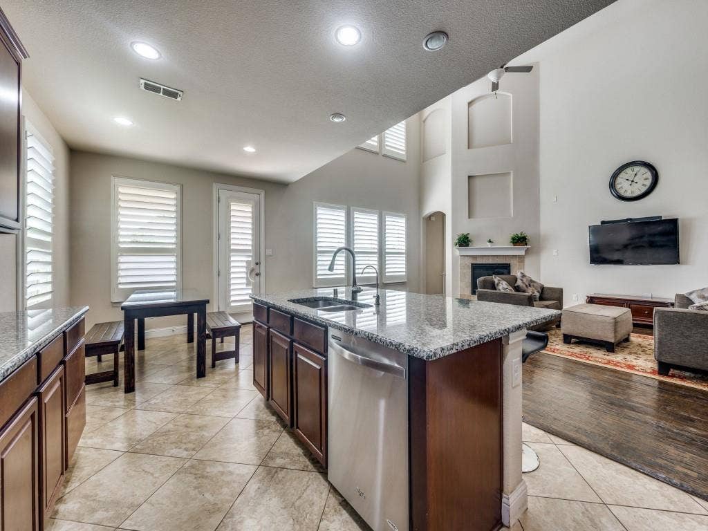 7340 Beranger Drive, Irving, TX 75063 7340 Beranger Drive, Irving, TX 75063