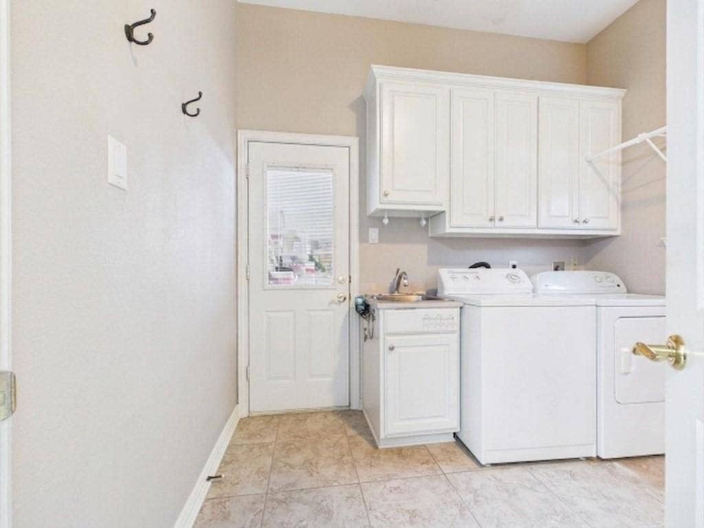 706 Park Place Drive, Athens, TX 75751 706 Park Place Drive, Athens, TX 75751