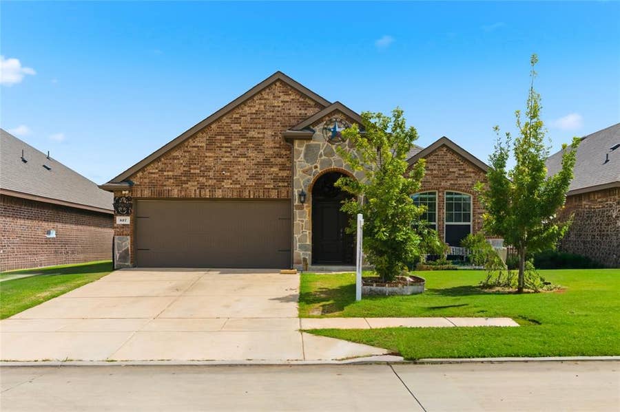 Property photo for 527 Francis Lane, Royse City, TX