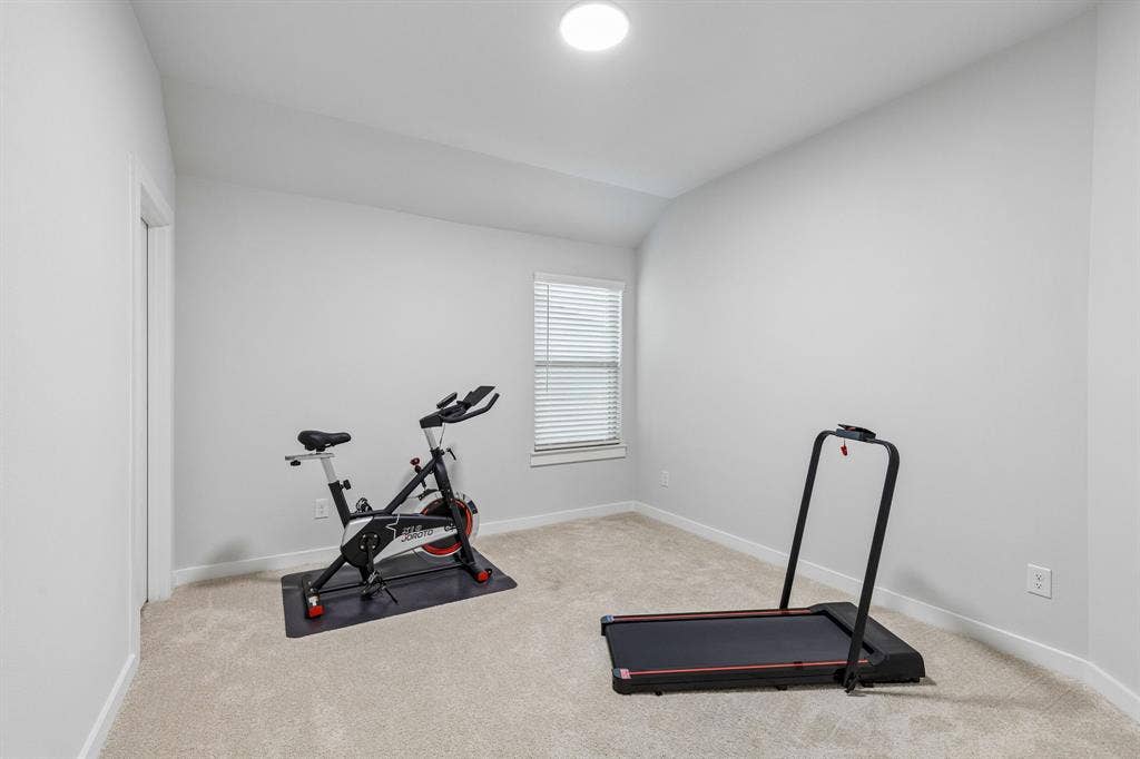 917 Breezy Street, Princeton, TX 75407 Upstairs secondary bedroom