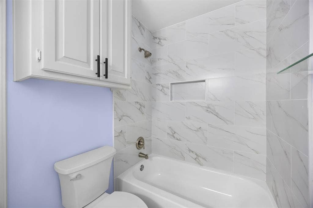 9446 Abbey Road, Irving, TX 75063