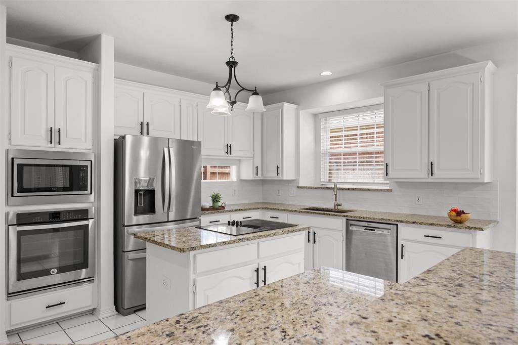 9446 Abbey Road, Irving, TX 75063