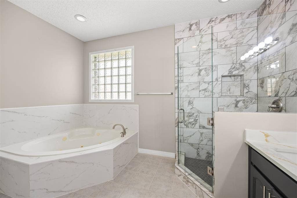 9446 Abbey Road, Irving, TX 75063