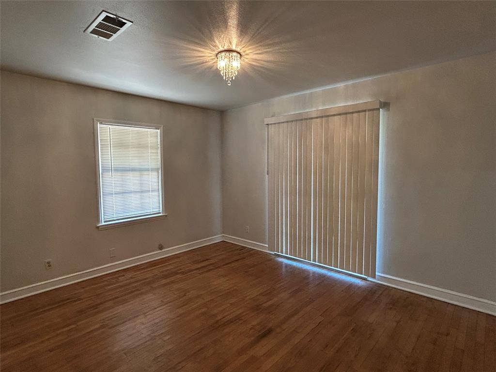 640 E Pleasant Run Road, DeSoto, TX 75115 640 E Pleasant Run Road, DeSoto, TX 75115