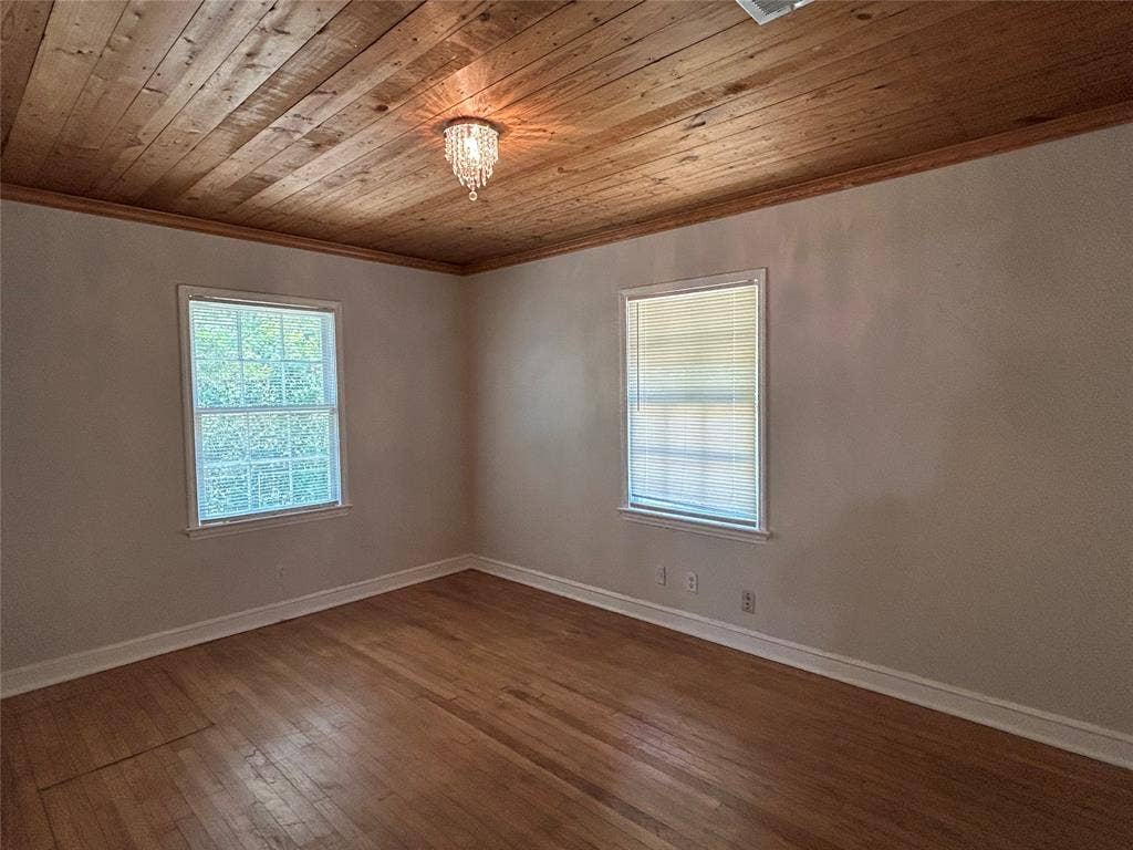 640 E Pleasant Run Road, DeSoto, TX 75115 640 E Pleasant Run Road, DeSoto, TX 75115