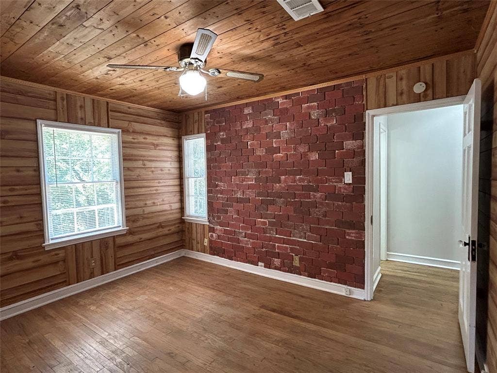 640 E Pleasant Run Road, DeSoto, TX 75115 640 E Pleasant Run Road, DeSoto, TX 75115