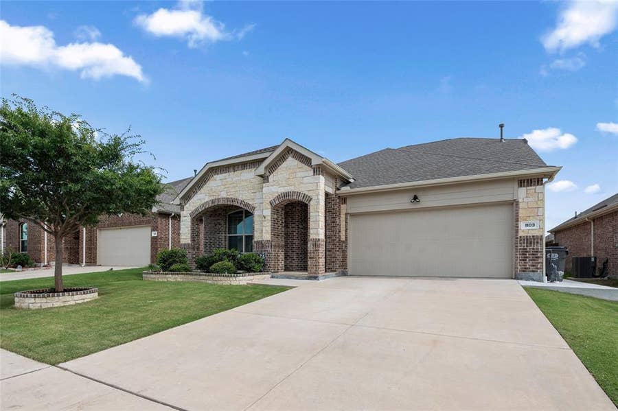 Property photo for 1103 Daffodil Street, Princeton, TX