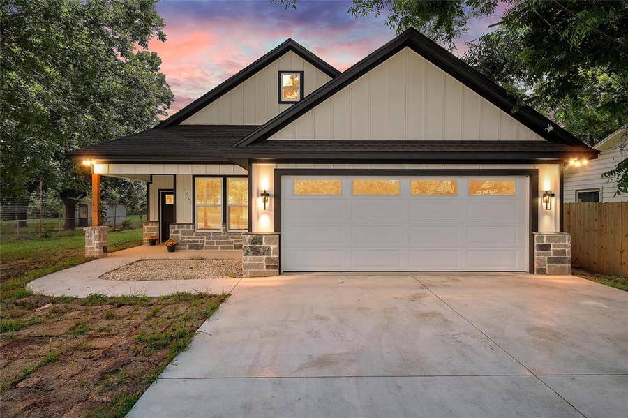 Property photo for 1701 Egan Lane, Waco, TX