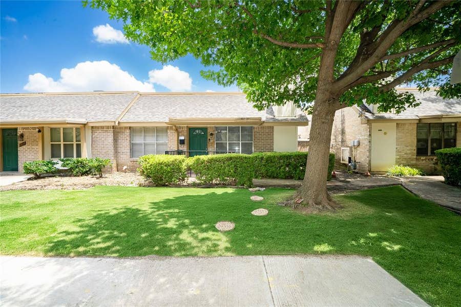 Property photo for 13544 Waterfall Way, Dallas, TX