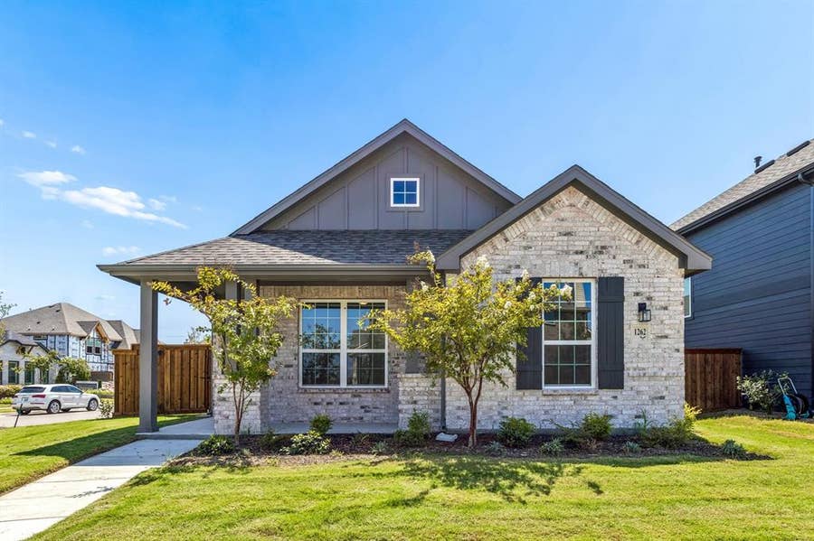 Property photo for 1262 Falls Rush Way, Royse City, TX