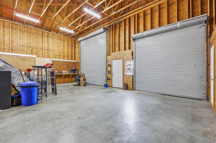 Property photo for 110 Highview Road, Ennis, TX