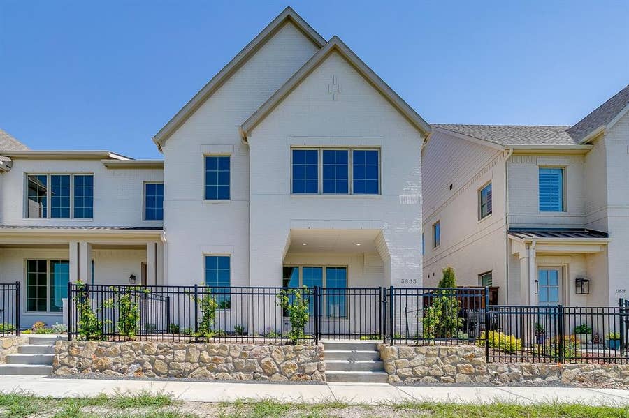 Property photo for 13833 Carnegie Drive, Fort Worth, TX