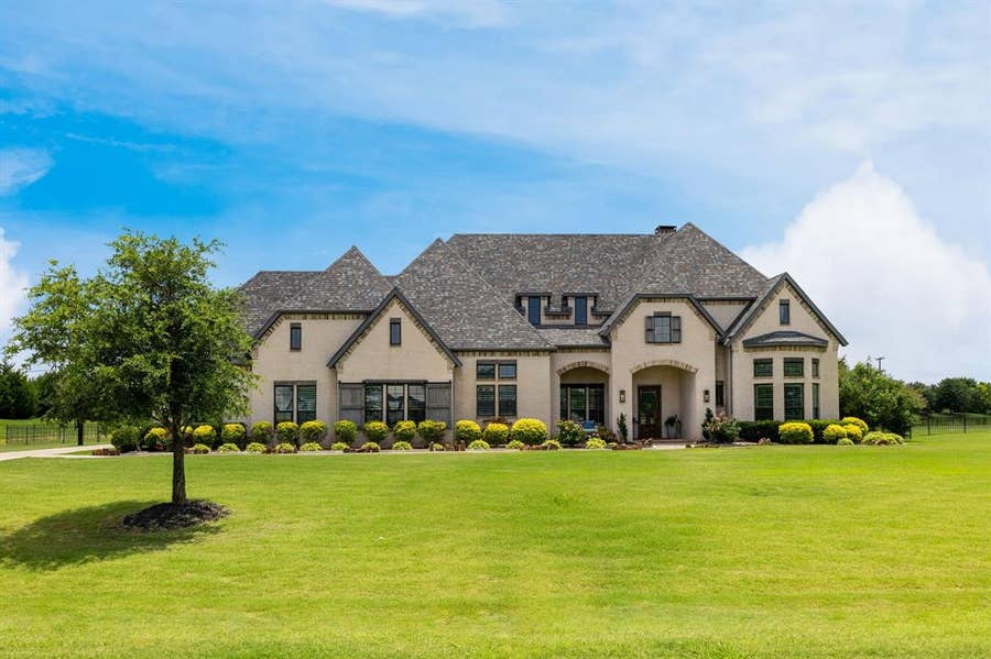 Property photo for 515 Mark Drive, Lucas, TX