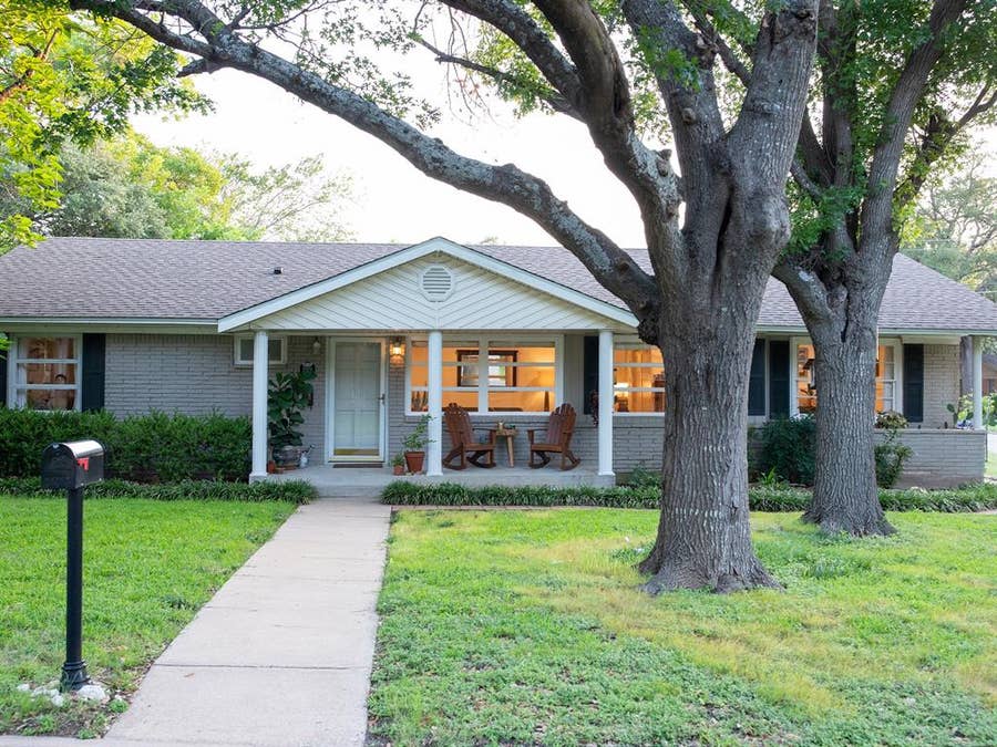 Property photo for 2324 Lake Air Drive, Waco, TX