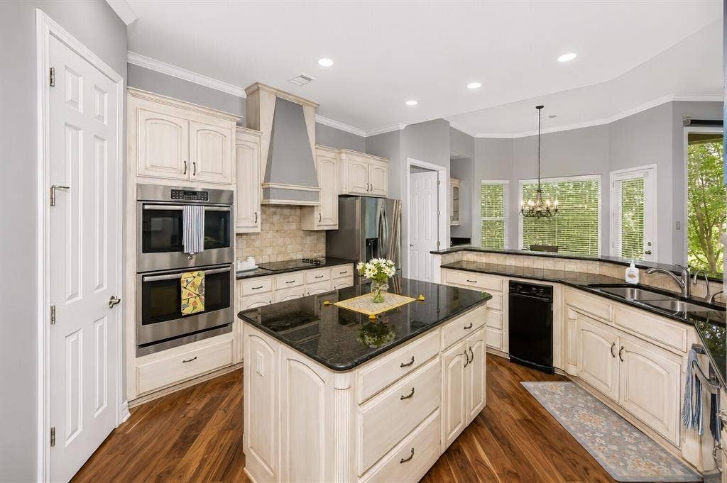 5974 River Bend Drive, Benbrook, TX 76132 Chefs dream kitchen enjoy the view !