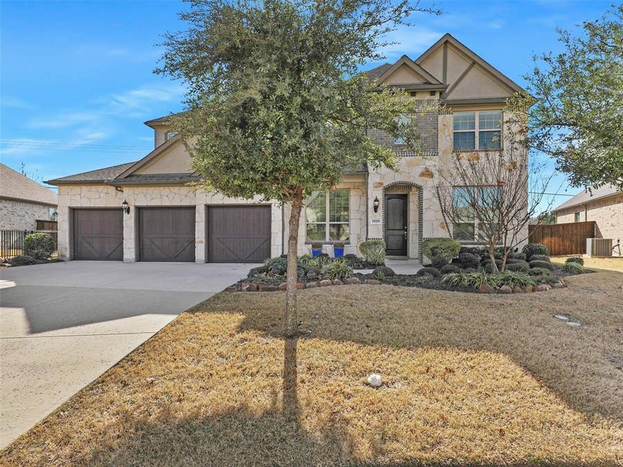 Property photo for 1820 Amazon Drive, Plano, TX