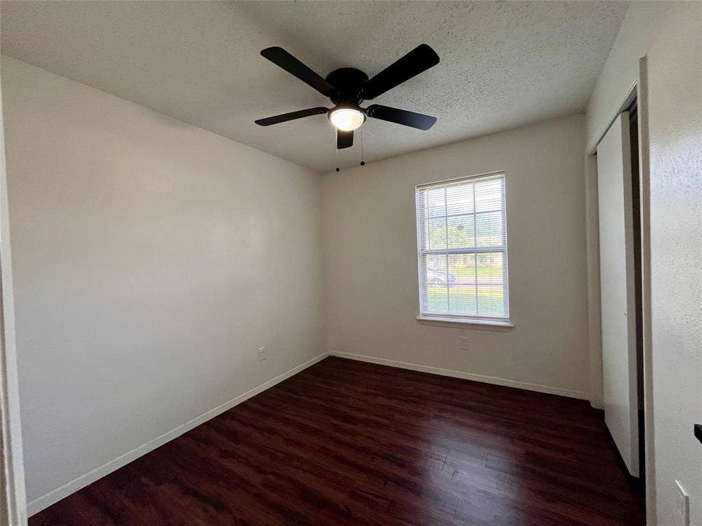721 Lisa Lane, Cedar Hill, TX 75104 721 Lisa Lane, Cedar Hill, TX 75104