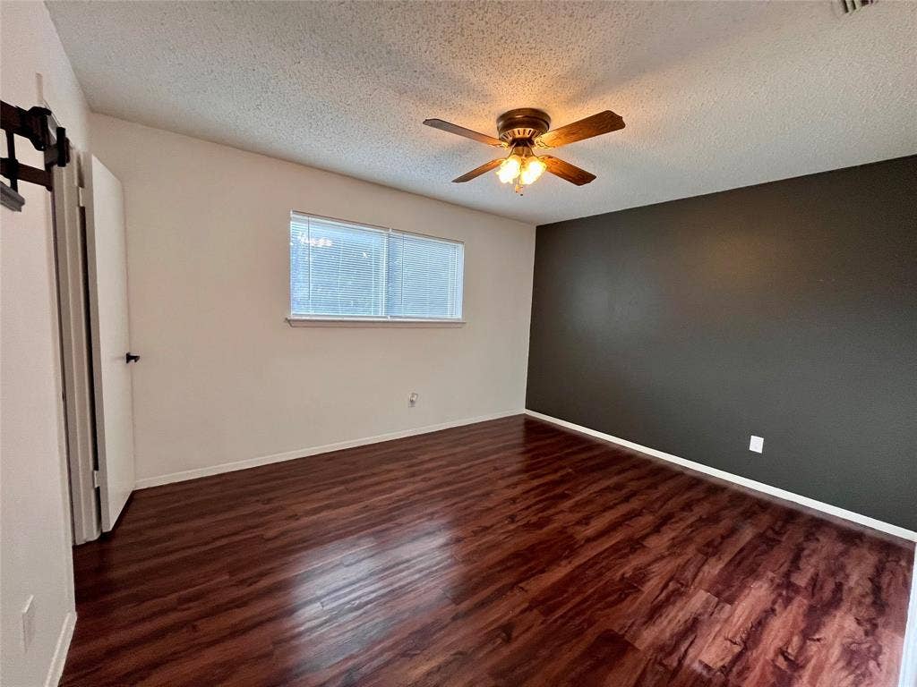 721 Lisa Lane, Cedar Hill, TX 75104 721 Lisa Lane, Cedar Hill, TX 75104