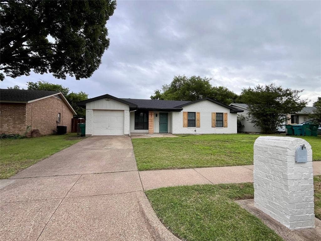 721 Lisa Lane, Cedar Hill, TX 75104 721 Lisa Lane, Cedar Hill, TX 75104