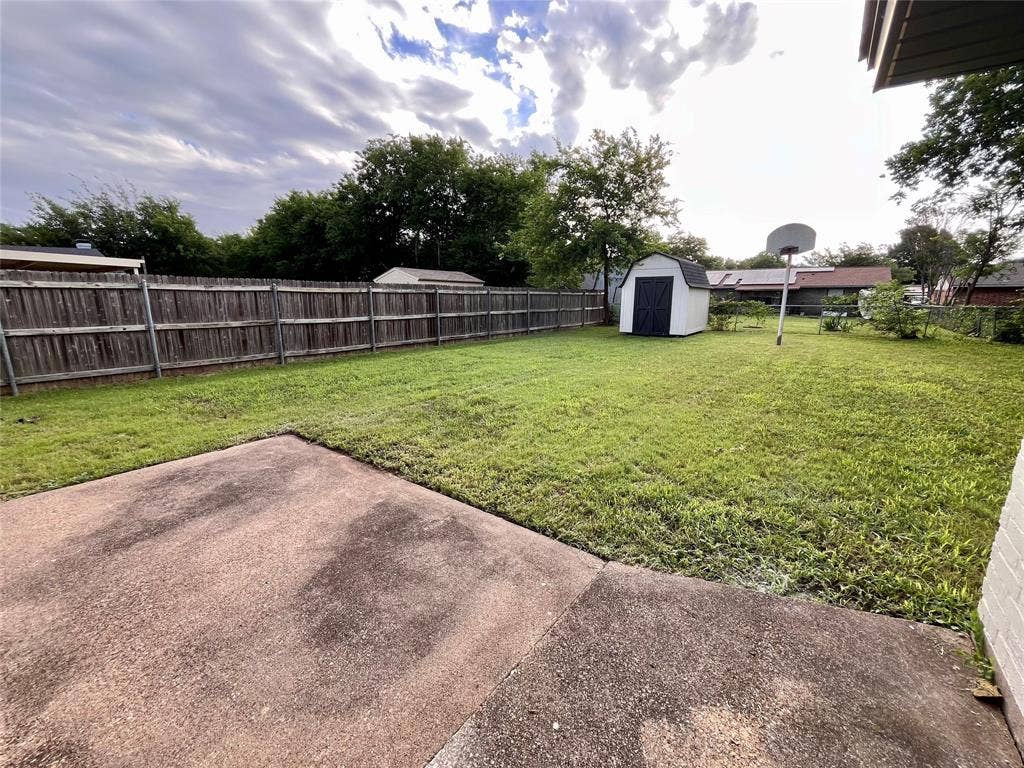 721 Lisa Lane, Cedar Hill, TX 75104 721 Lisa Lane, Cedar Hill, TX 75104