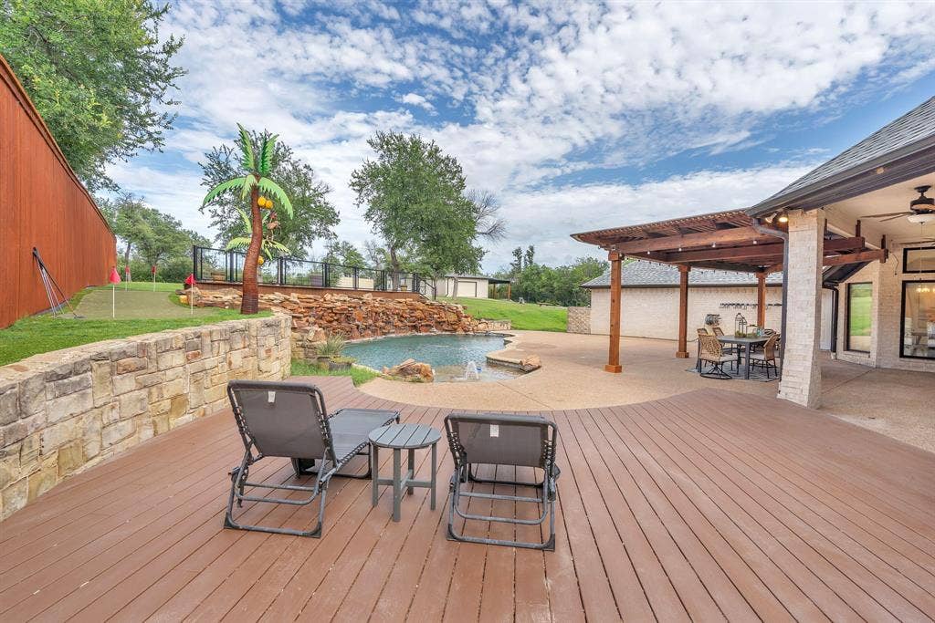 137 Oakwood Court, Lakeside, TX 76135 137 Oakwood Court, Lakeside, TX 76135