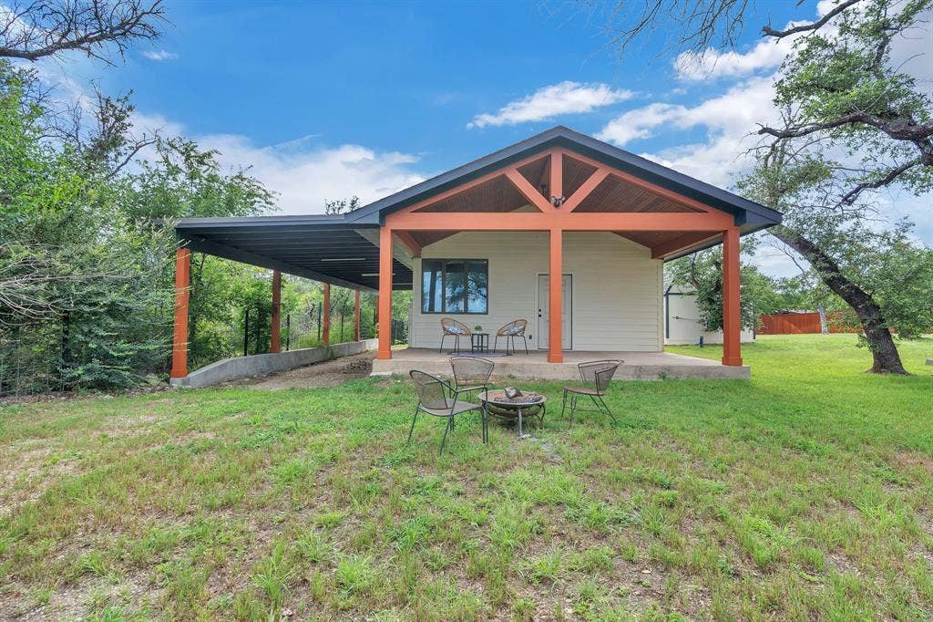 137 Oakwood Court, Lakeside, TX 76135 Man cave or hobby room